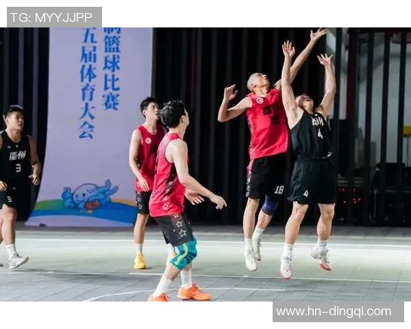 广州篮球队的速度之美:探索快速攻防与团队协作的完美结合 广州篮球队的速度之美:探索快速攻防与团队协作的完美结合