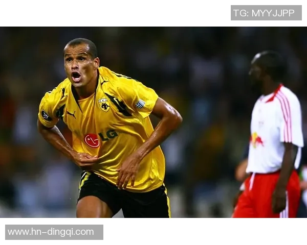 大腿粗的足球明星们如何用力量与技巧征服绿茵场