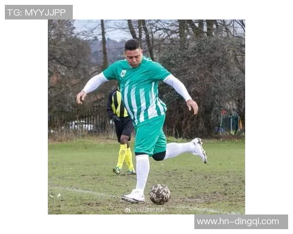 揭秘足球明星真实体重背后的秘密与健康影响分析